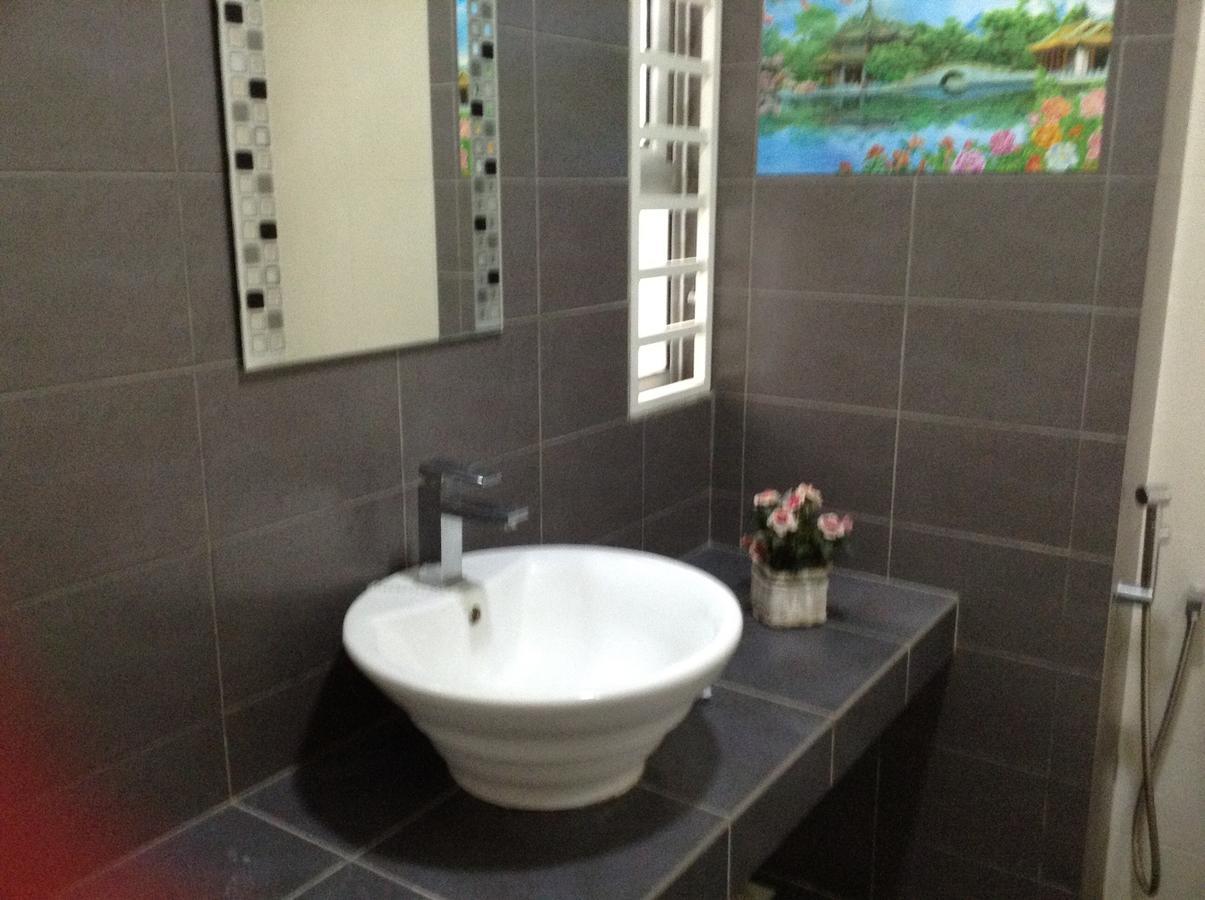 Kenanga Homestay Nilai Exterior foto